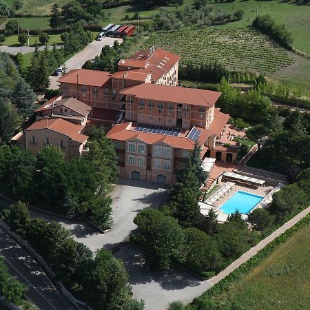 Hotel Relais La Fattoria Melfi Exterior foto